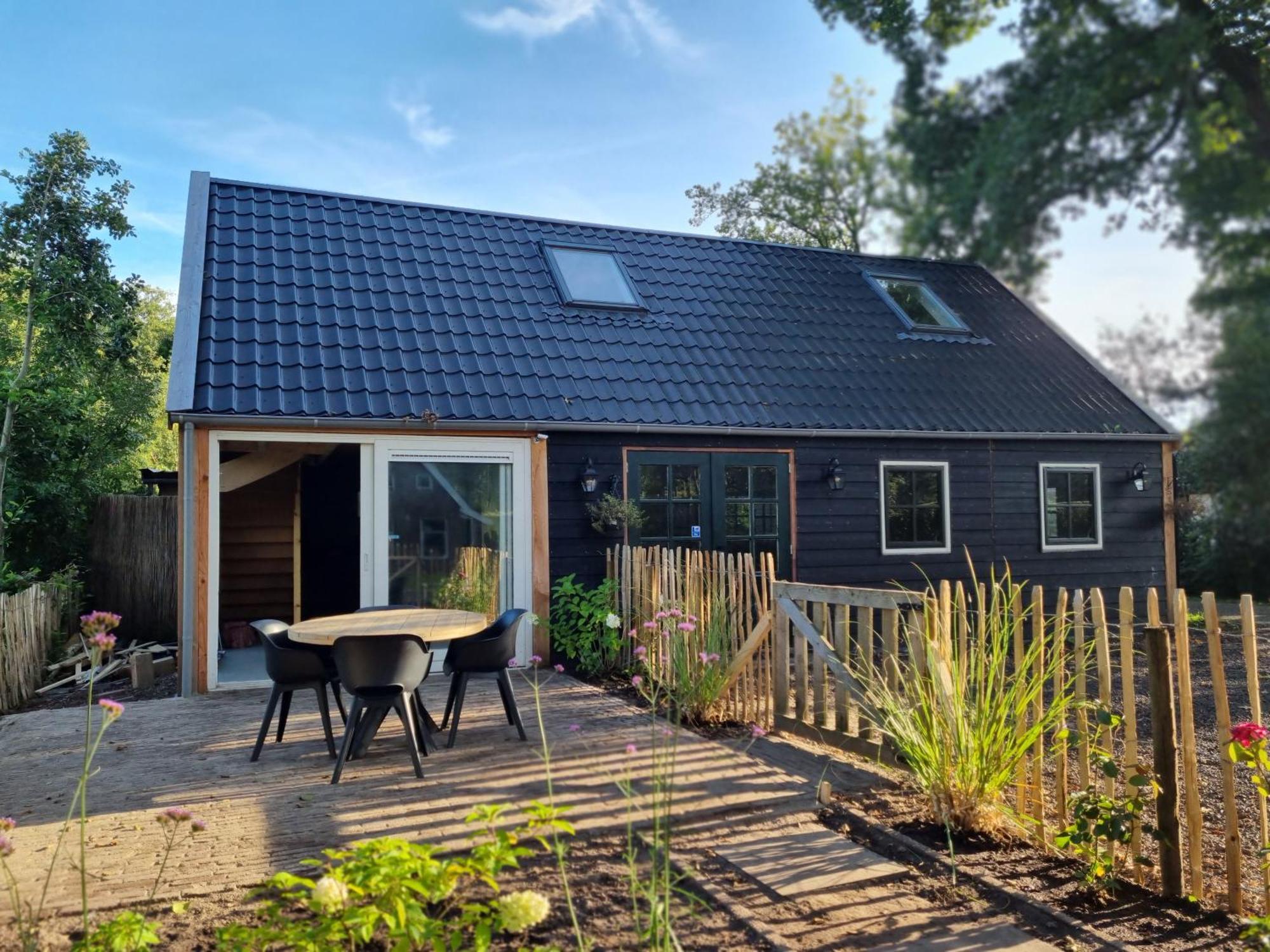 B&B In De Roos Noordbergum Exterior photo